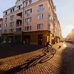 Stunning 2br Old View Apartment