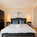 Stunning 2br Old View *