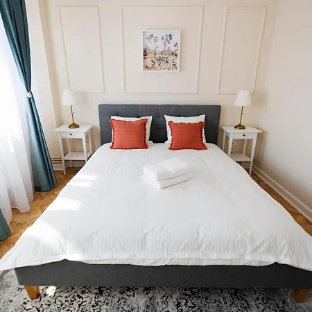 Stunning 2br Old View Temesvár