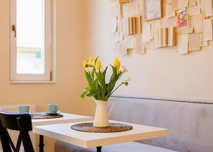 Stunning 2br Old View Apartament *