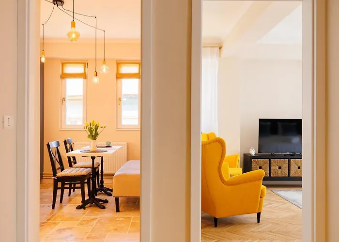 Stunning 2br Old View Apartament *