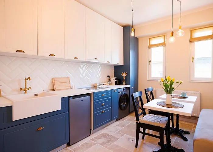 Apartament Stunning 2br Old View